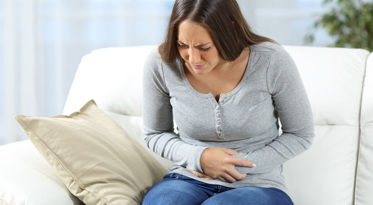 colic as a symptom of the presence of parasites