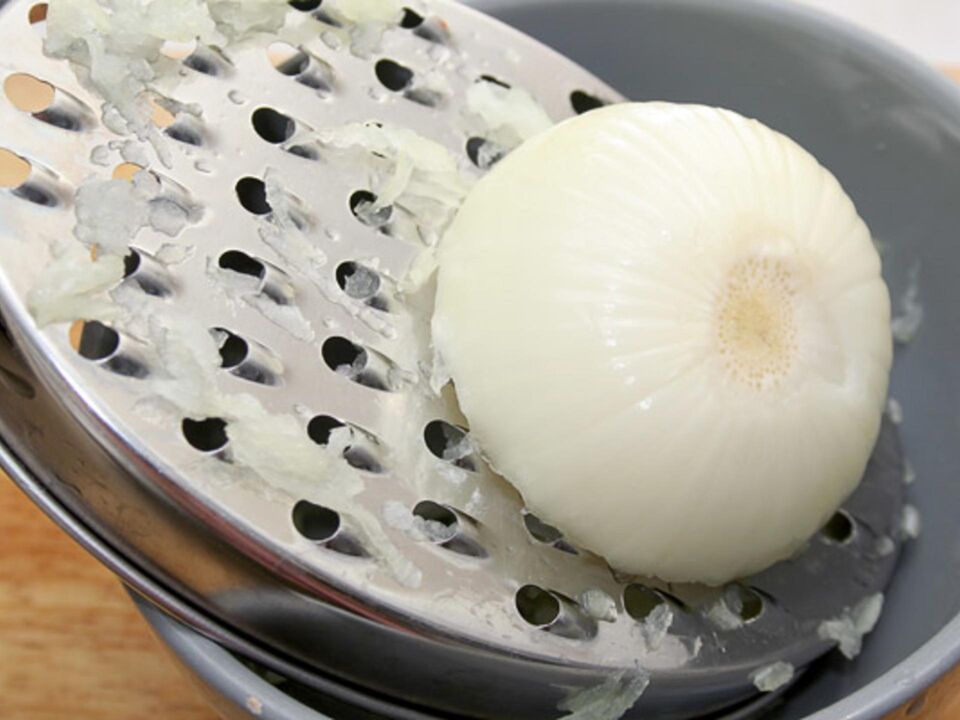 Minced onion can remove parasites from the human body